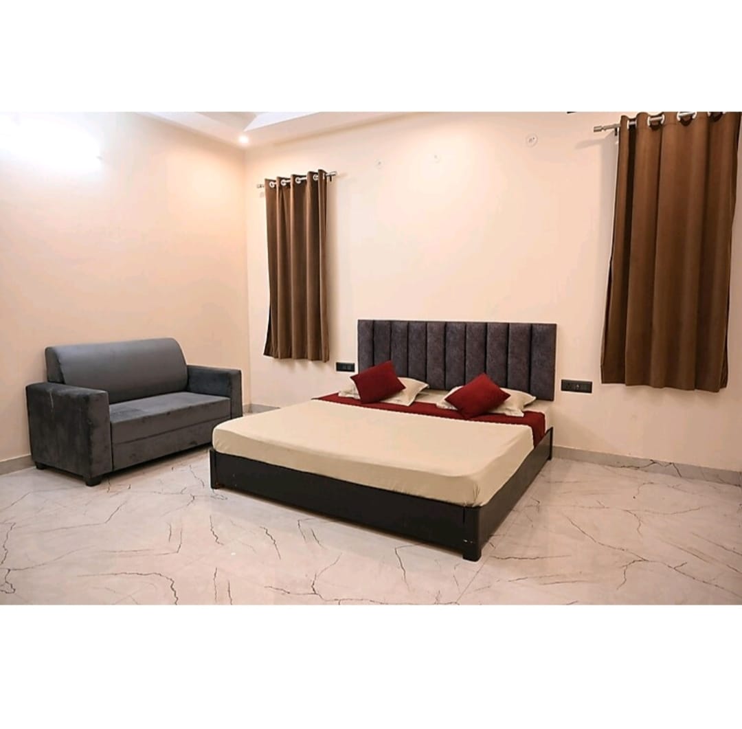Deluxe room sofa